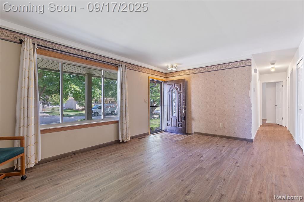 41885 Coulon Drive, Clinton Twp, MI 48038 — Photo 4
