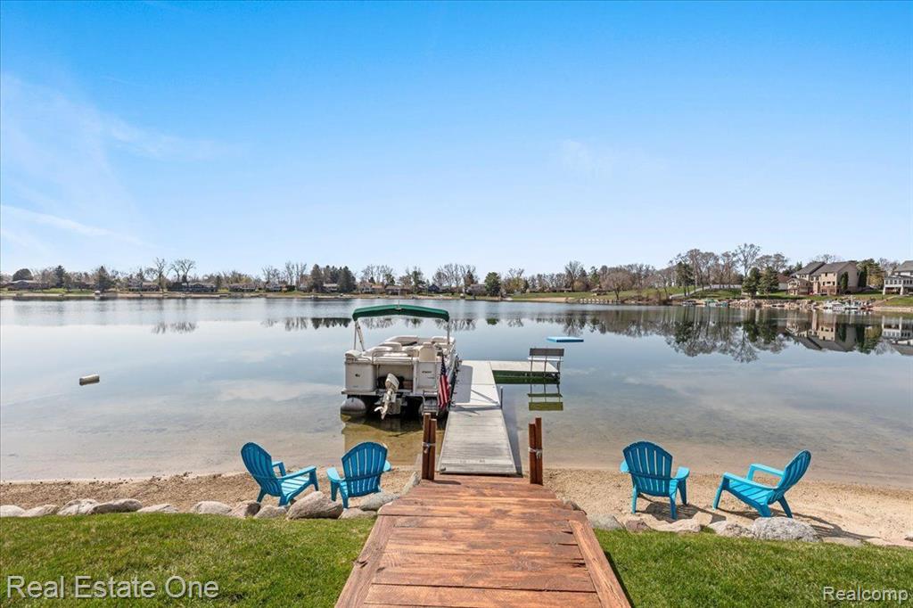 566 BAY POINTE Drive, Oxford, MI 48371 — Photo 65