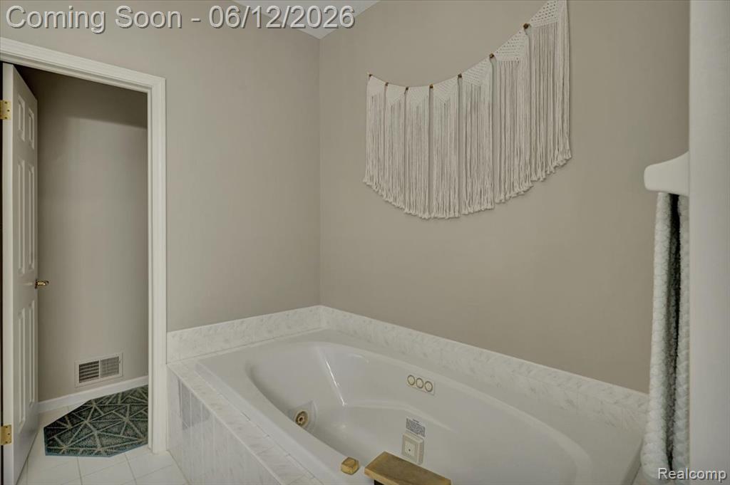 1521 Rio Grande Court, Flint, MI 48532 — Photo 21