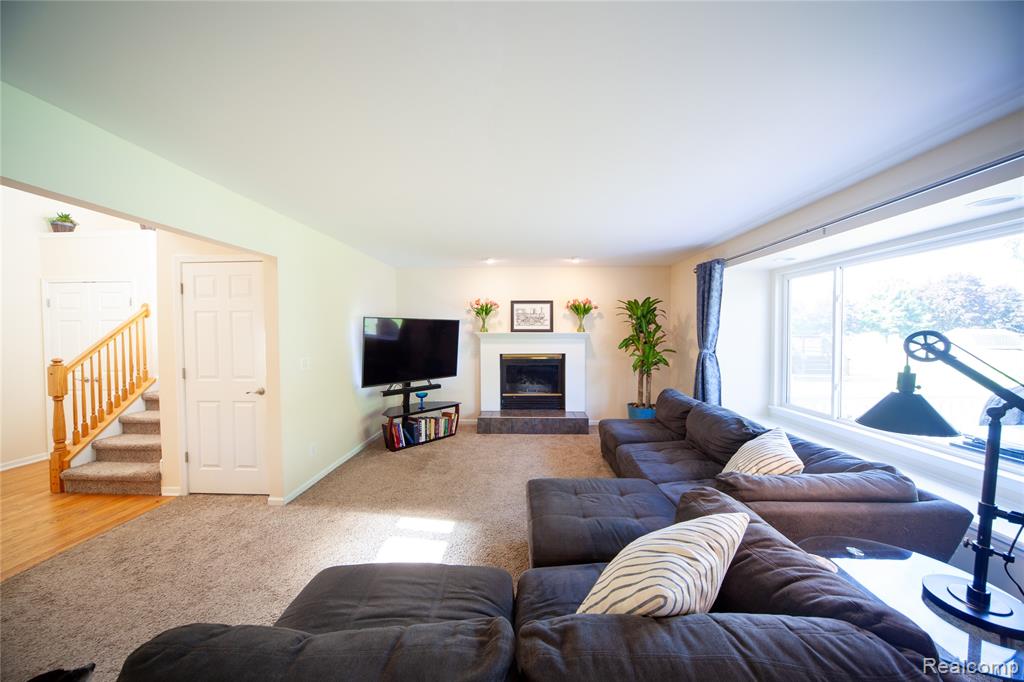 4470 Westedge Way, Grand Blanc, MI 48439 — Photo 7