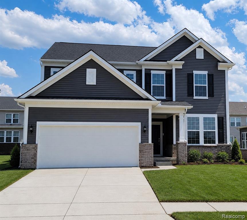 693 Gretchen Lane, Saline, MI 48176