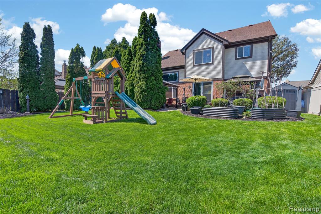 16853 Aspen Way, Southgate, MI 48195 — Photo 39
