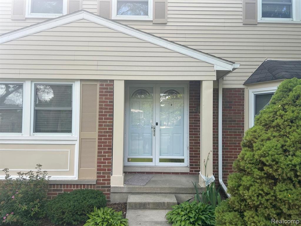 1534 BRENTWOOD Drive, Troy, MI 48098 — Photo 3