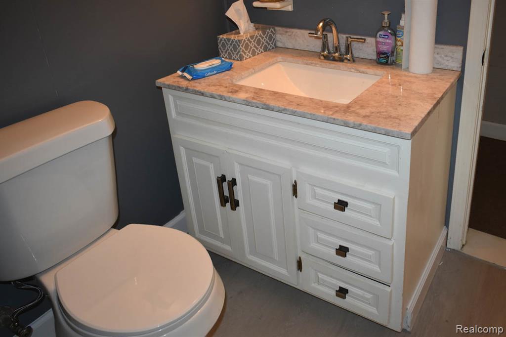 26103 Palmer Boulevard, Madison Heights, MI 48071 — Photo 17