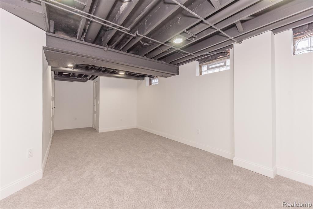 5590 Bayswater Road, West Bloomfield, MI — Photo 45