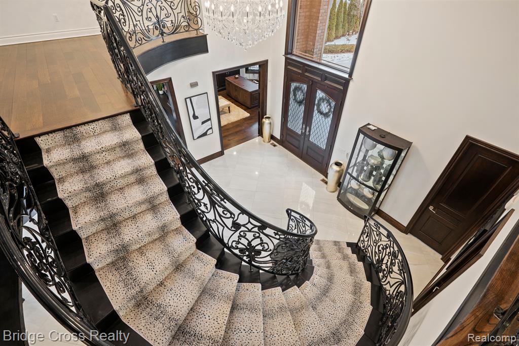 5820 LAKEVIEW Avenue, Orchard Lake Village, MI 48323 — Photo 5