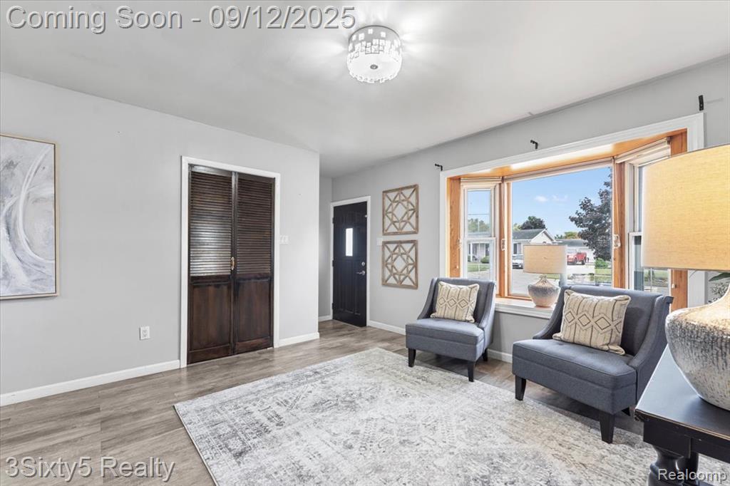 17541 Bodsford Drive, Woodhaven, MI 48183 — Photo 4