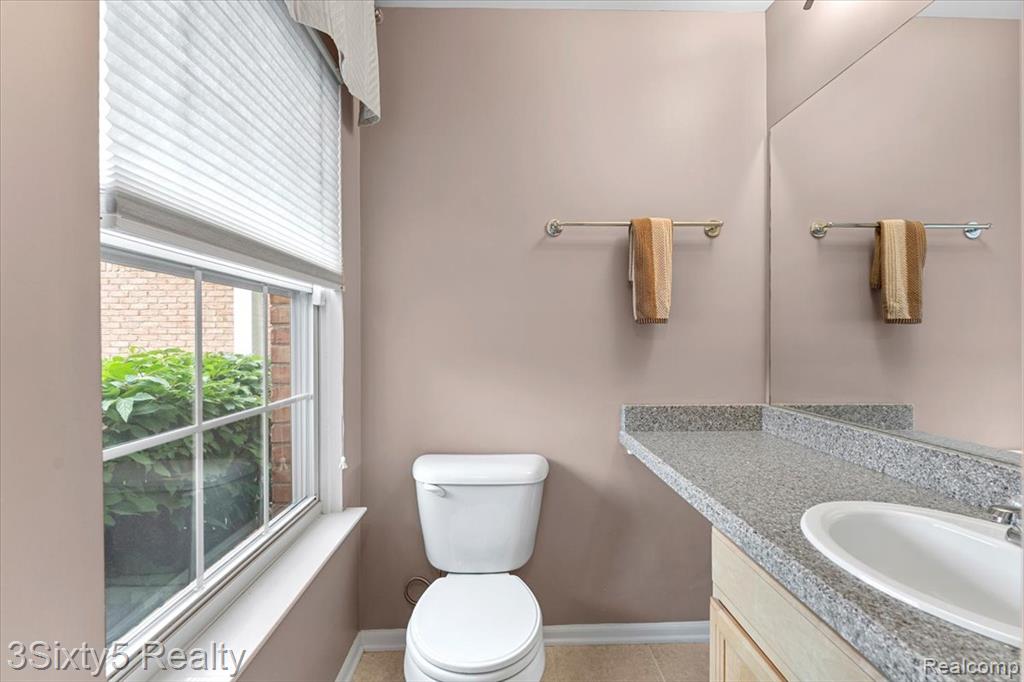 8733 Hardwood Drive, 101, Belleville, MI 48111 — Photo 12