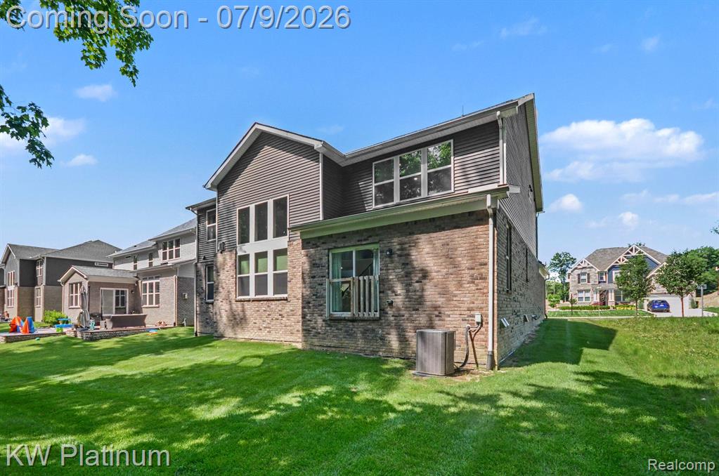55740 Beacon Shore Drive, Utica, MI 48315 — Photo 37