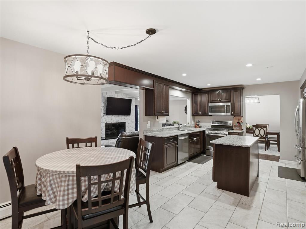 37296 Maple Leaf Court, Clinton Twp, MI 48036 — Photo 22
