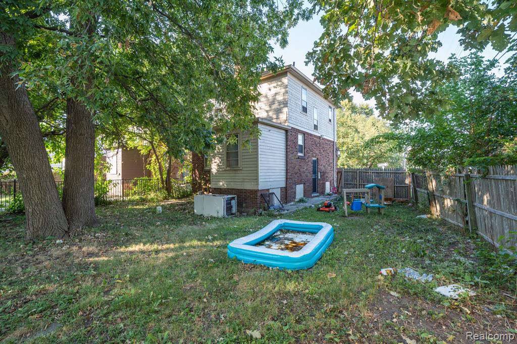 6230 Oldtown Street, Detroit, MI 48224 — Photo 16