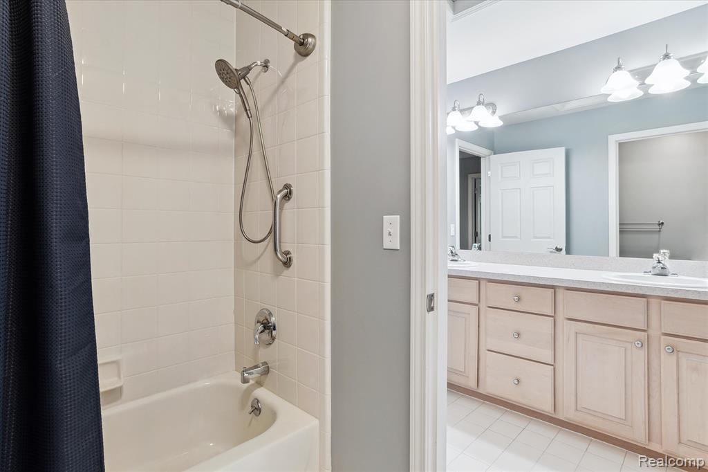 47141 Merion Circle, Northville, MI 48168 — Photo 36
