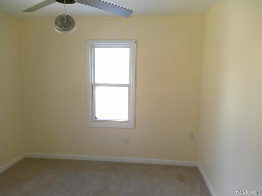 912 Huron Street, Flint, MI 48507 — Photo 15