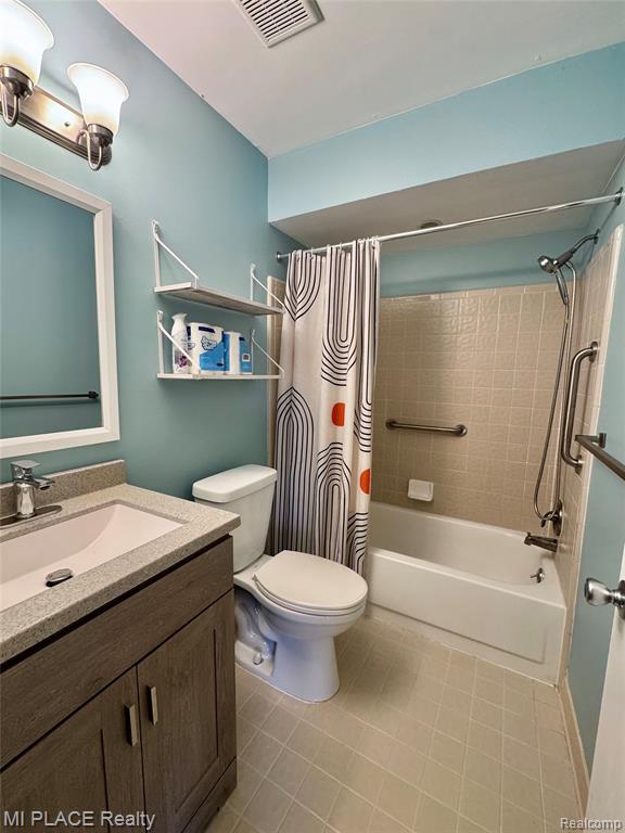 16150 Clarkson Drive, 13, Fraser, MI 48026 — Photo 24