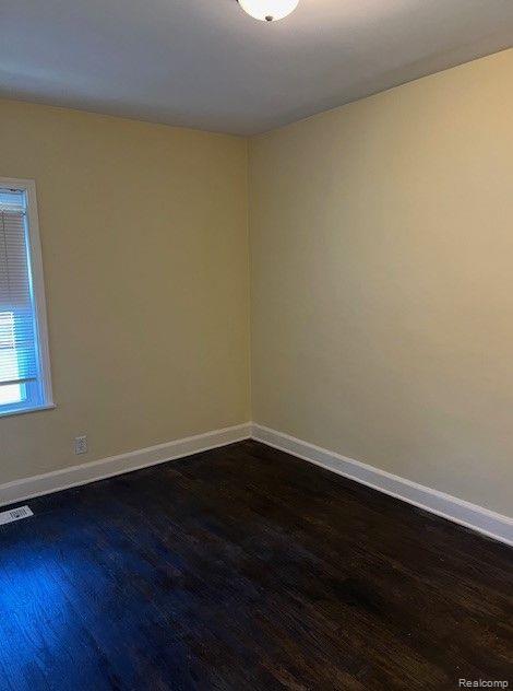 9737 WAYBURN Street, Detroit, MI 48224 — Photo 4