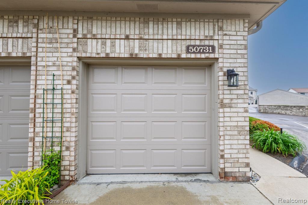 50731 Harbour View Drive N, 26, New Baltimore, MI 48047 — Photo 11