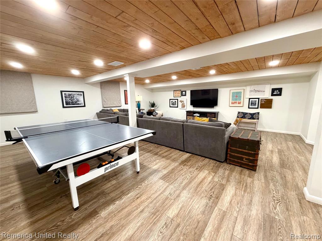49022 Plum Tree Court, Plymouth, MI 48170 — Photo 39