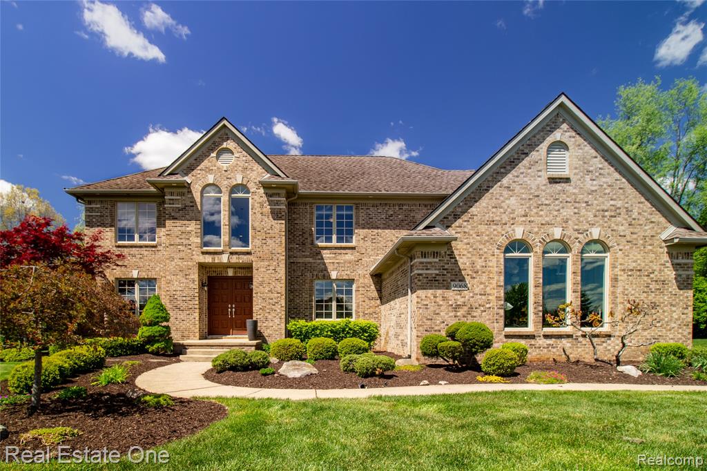 9068 Lebarron Court, Saline, MI 48176 — Photo 2