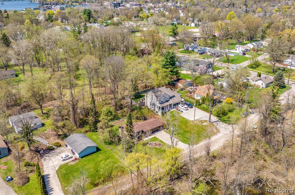 414 NORLAND Street, Lake Orion, MI 48362 — Photo 20
