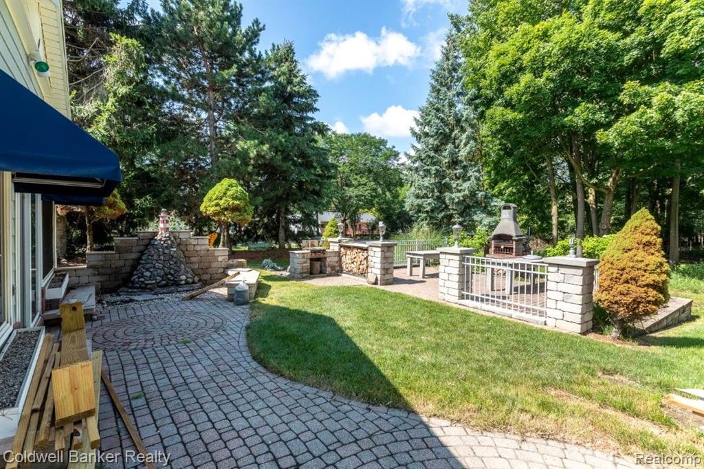 8027 EMERALD Lane W, Westland, MI — Photo 29
