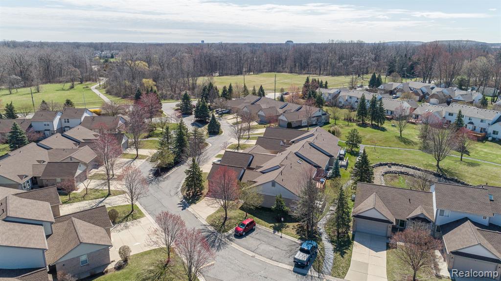 22783 WOODCREEK Drive, Taylor, MI 48180 — Photo 15