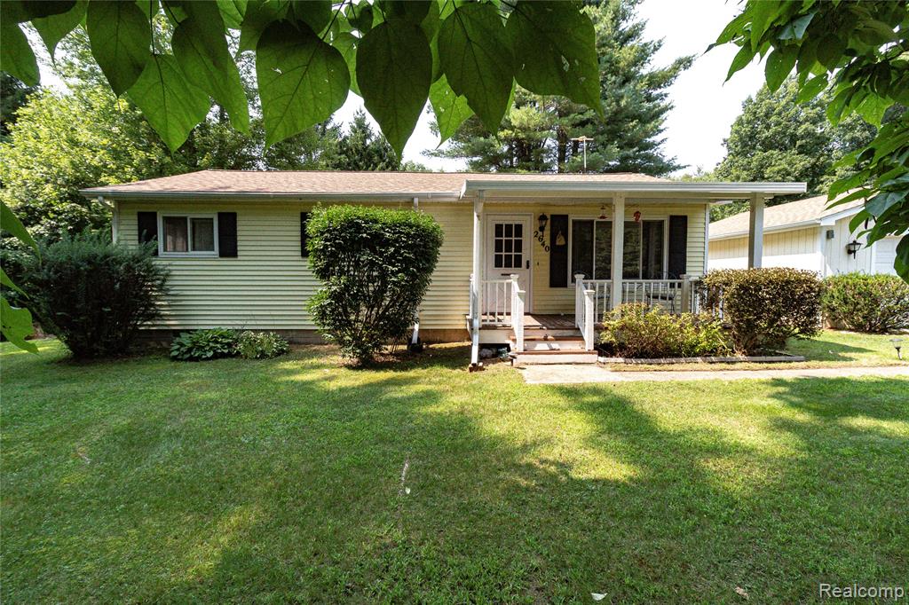 2640 Flint River Road, Lapeer, MI 48446