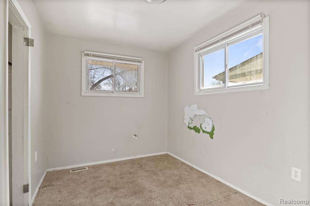8208 OAK Street, Taylor, MI — Photo 16