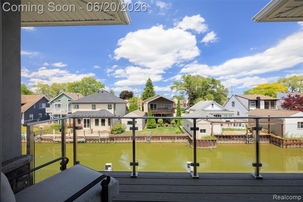 22491 E 10 Mile Road, Saint Clair Shores, MI 48080 — Photo 33