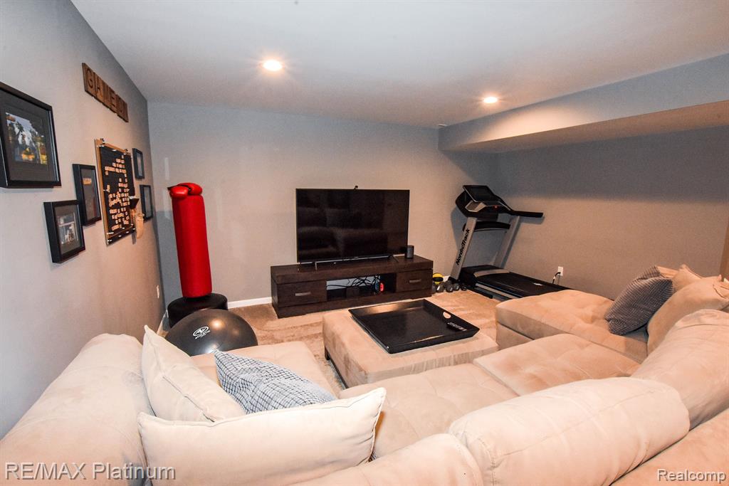 29914 BRAEBURN, New Hudson, MI 48165 — Photo 61