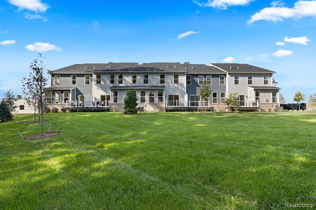 9840 Firwood, Plymouth, MI 48170 — Photo 33