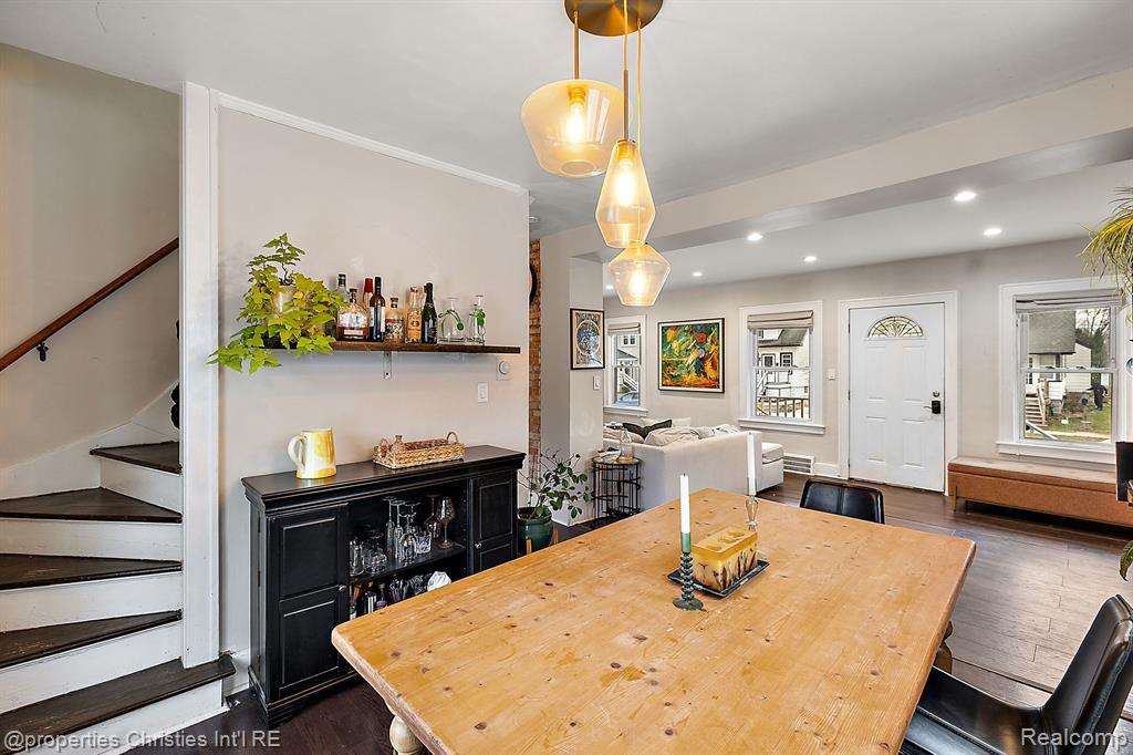 702 S Vermont Avenue, Royal Oak, MI 48067 — Photo 11