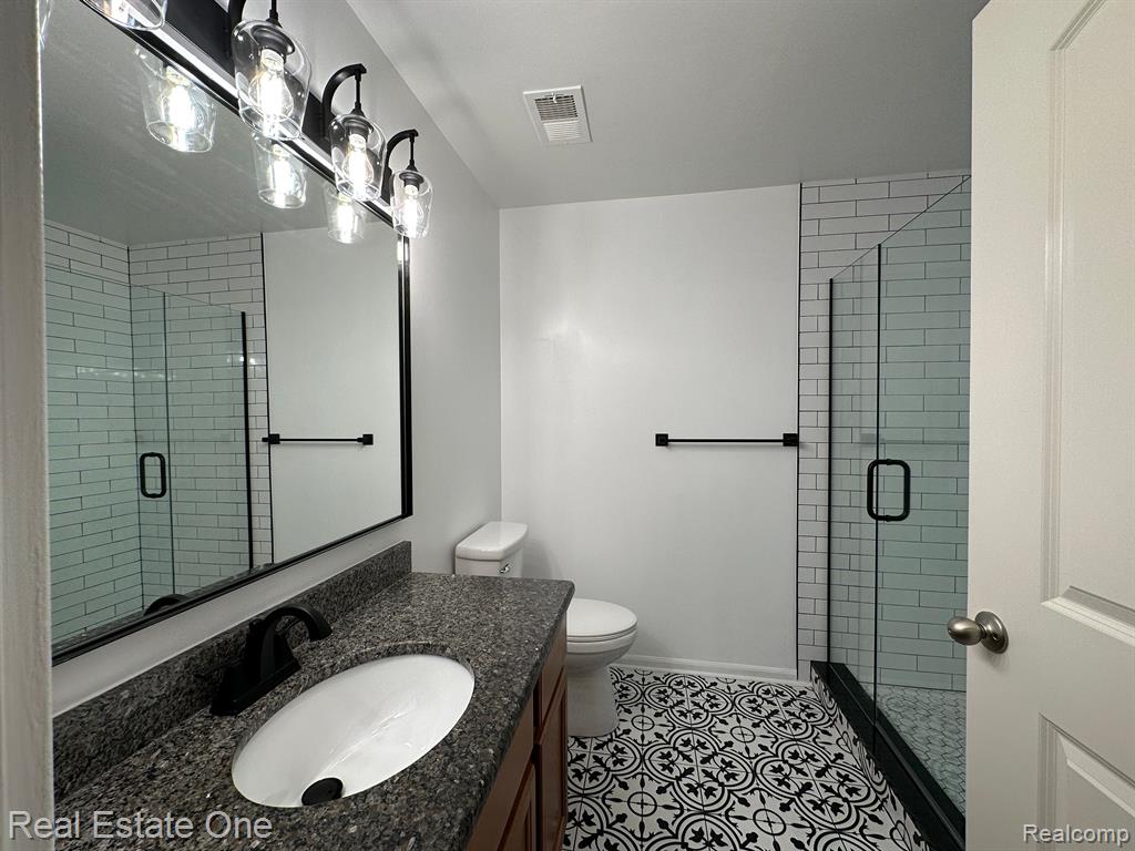 28289 S POINTE Lane, New Baltimore, MI — Photo 15