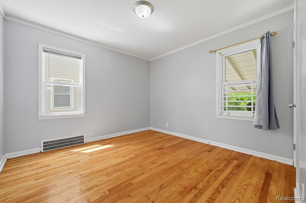 16069 Fairmount Drive, Detroit, MI 48205 — Photo 12