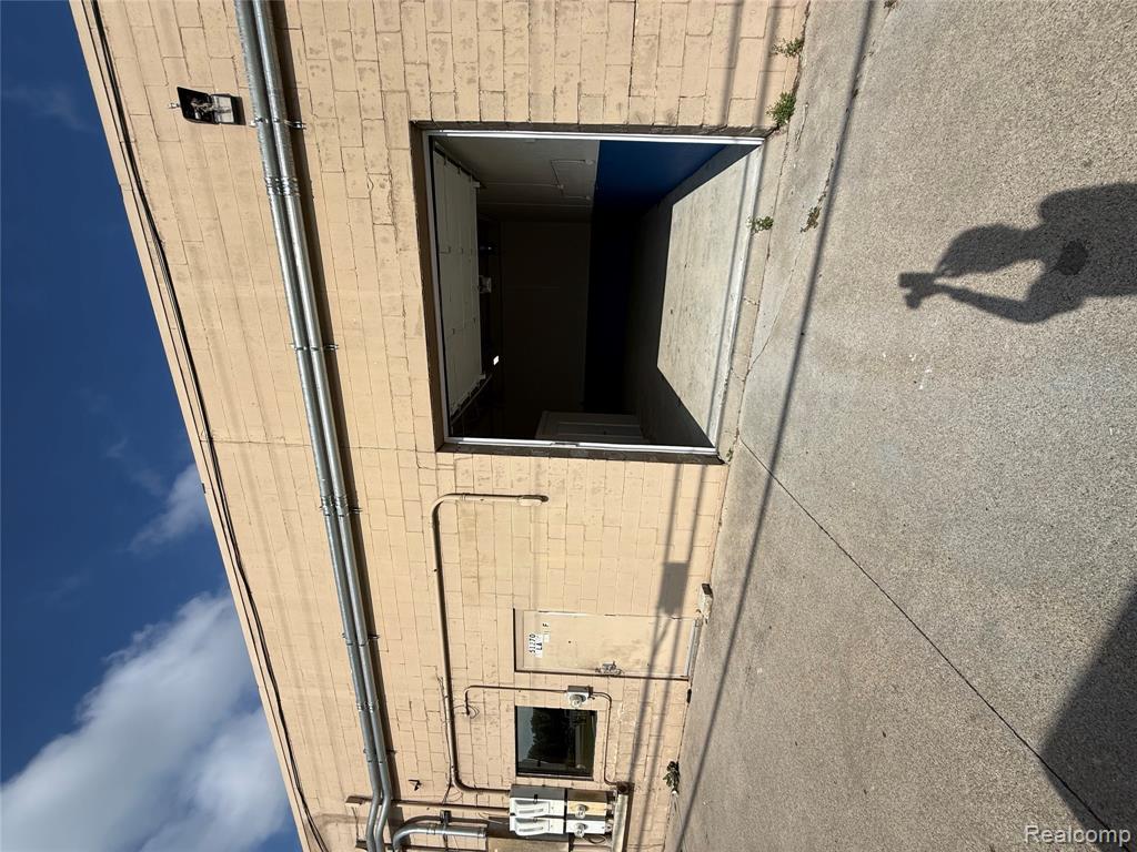 51270 Milano SUITE F, Macomb, MI 48042 — Photo 2