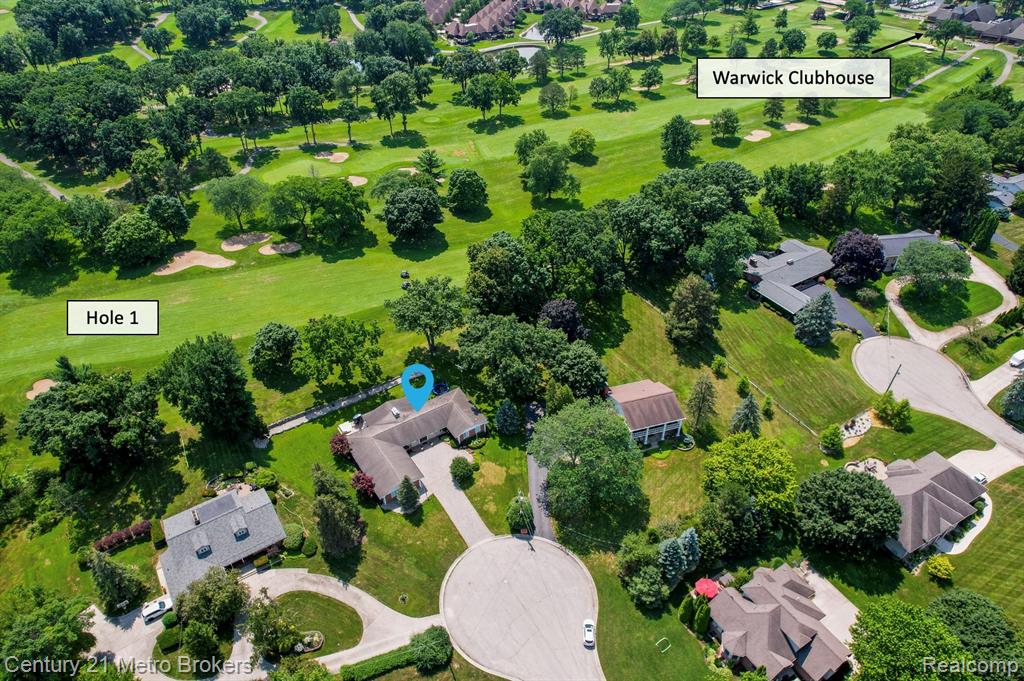 9270 Hidden Valley Court, Grand Blanc, MI 48439 — Photo 7