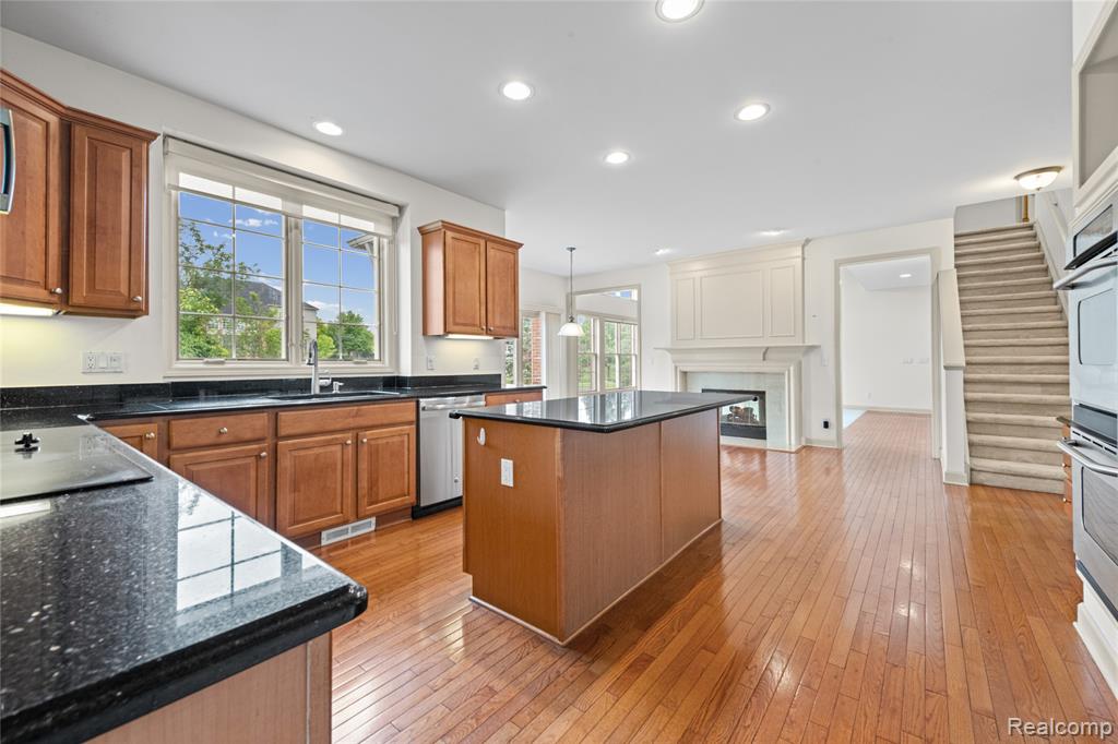 1885 Wyngate Drive, Troy, MI 48098 — Photo 25