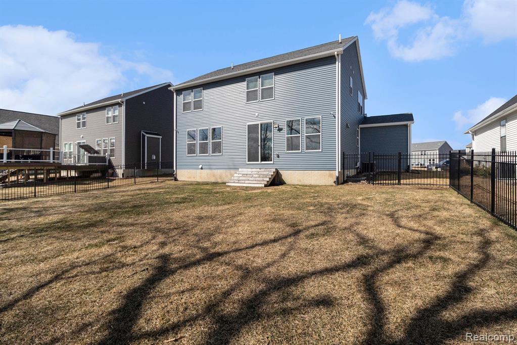 4334 ROLLING MEADOW Lane, Ypsilanti, MI 48197 — Photo 25