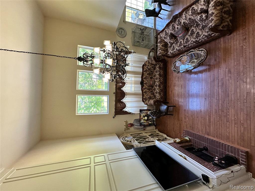 7383 Tottenham, Utica, MI 48317 — Photo 14