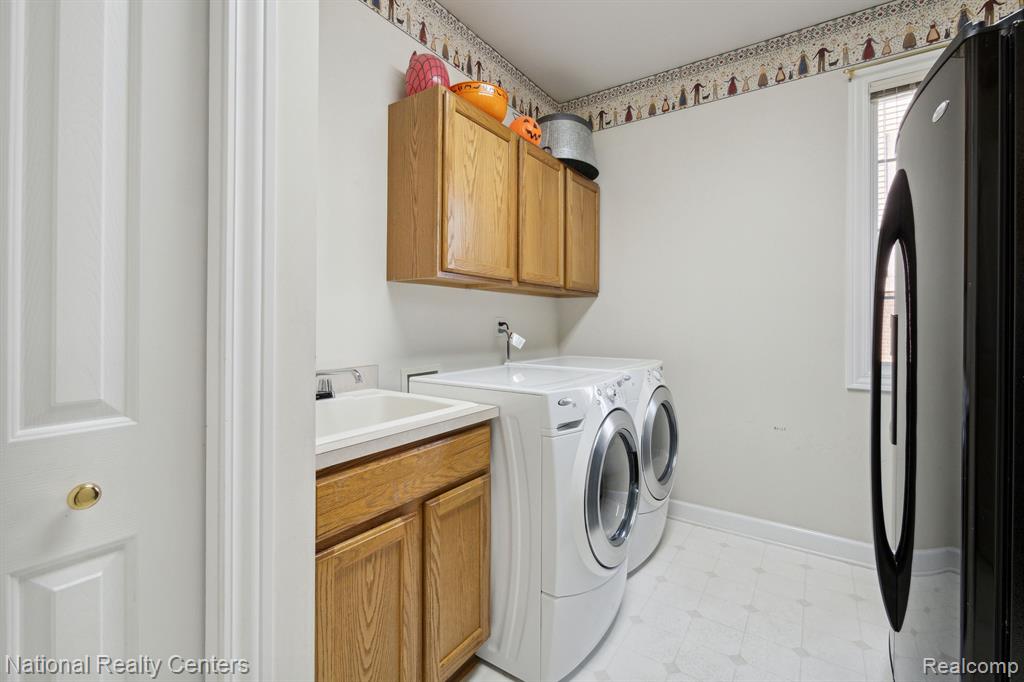 50983 WESTON Drive, Plymouth, MI 48170 — Photo 27