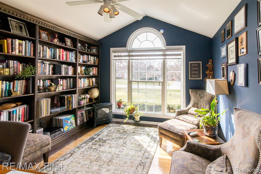 8598 GOLF LANE Drive, Commerce Twp, MI 48382 — Photo 15