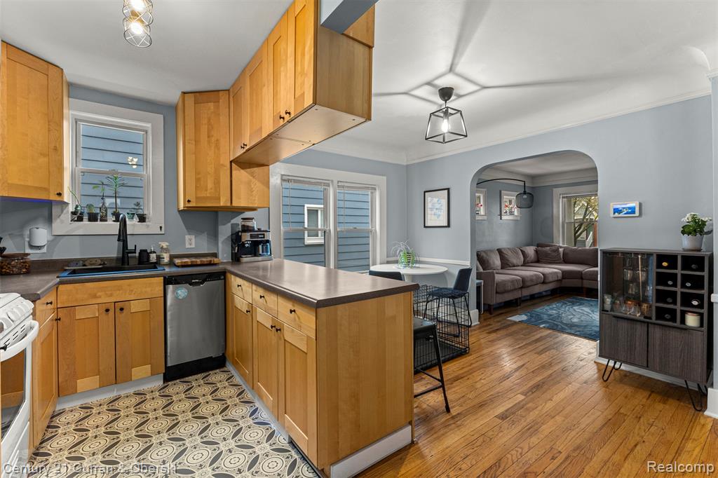 708 Channing Street, Ferndale, MI 48220 — Photo 16