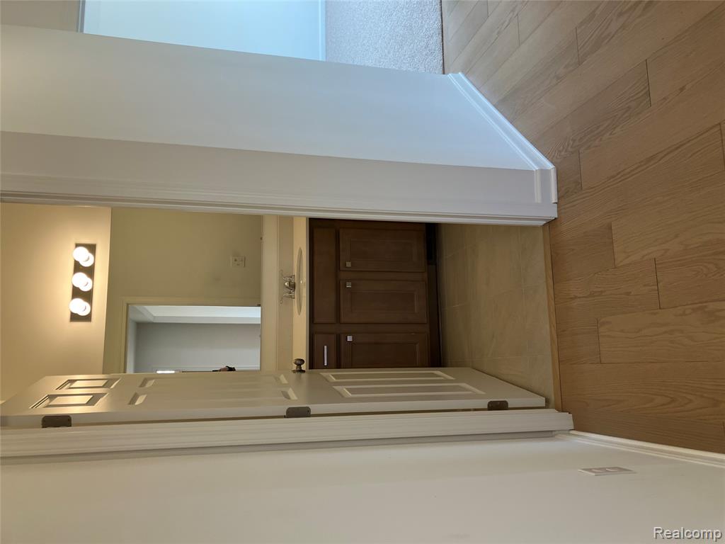 61627 Empire Road, South Lyon, MI, 48178