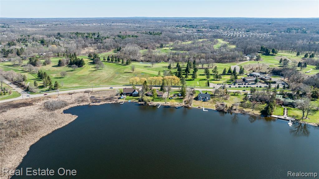 V/L Golf Club, Howell, MI 48843 — Photo 11