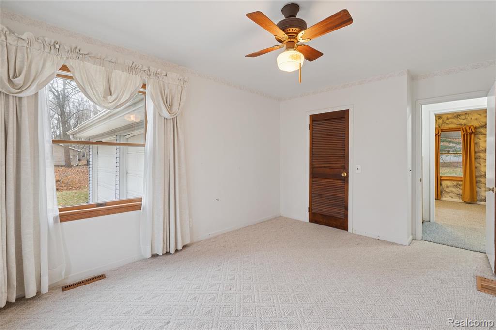 4427 Oakdale Street, Genesee, MI 48437 — Photo 24