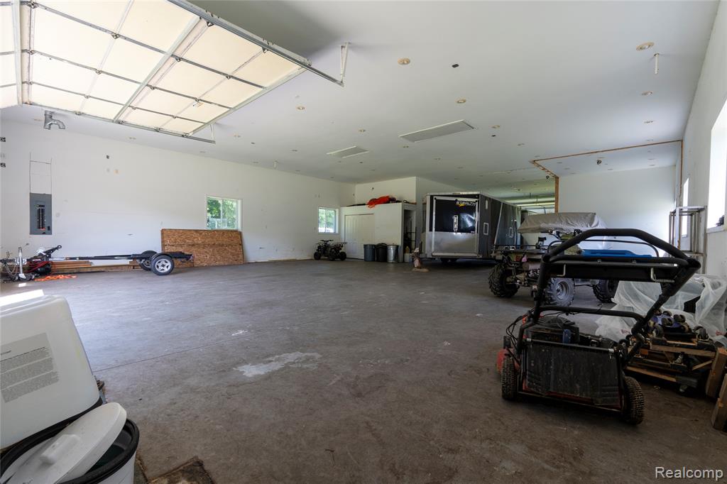 10069 Silver Lake Road, Linden, MI 48451 — Photo 17