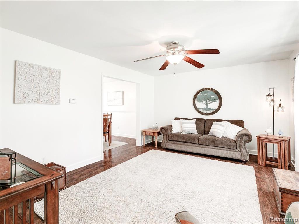 4188 OLD FORGE Drive, Fort Gratiot, MI 48059 — Photo 11