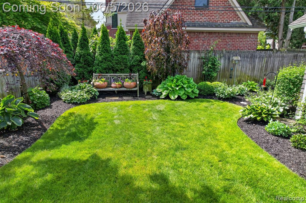 691 W Frank Street, Birmingham, MI 48009 — Photo 42