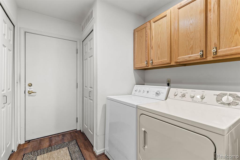 21370 MULBERRY Court, 57, Farmington Hills, MI 48336 — Photo 22