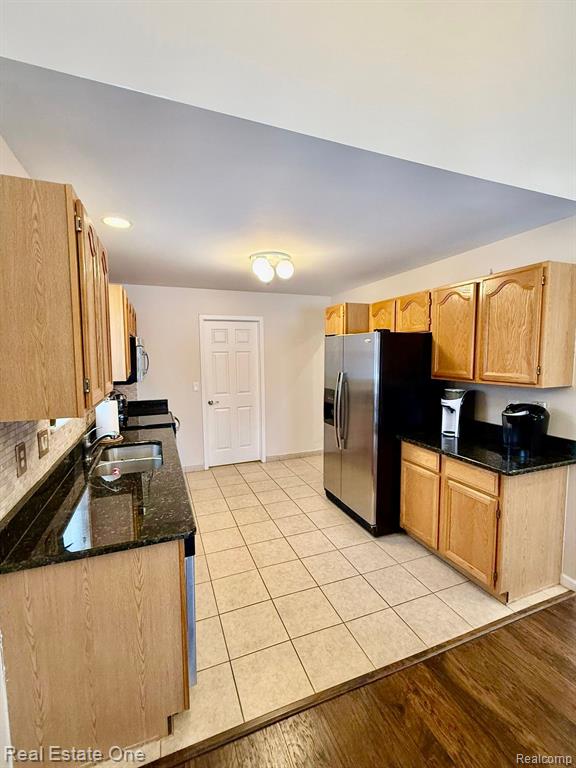 240 WINDING BROOK, 104, Commerce Twp, MI 48390 — Photo 13