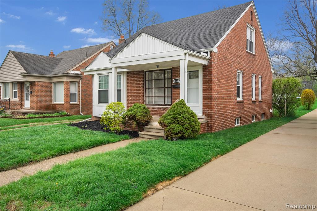 11363 Marion, Redford, MI 48239